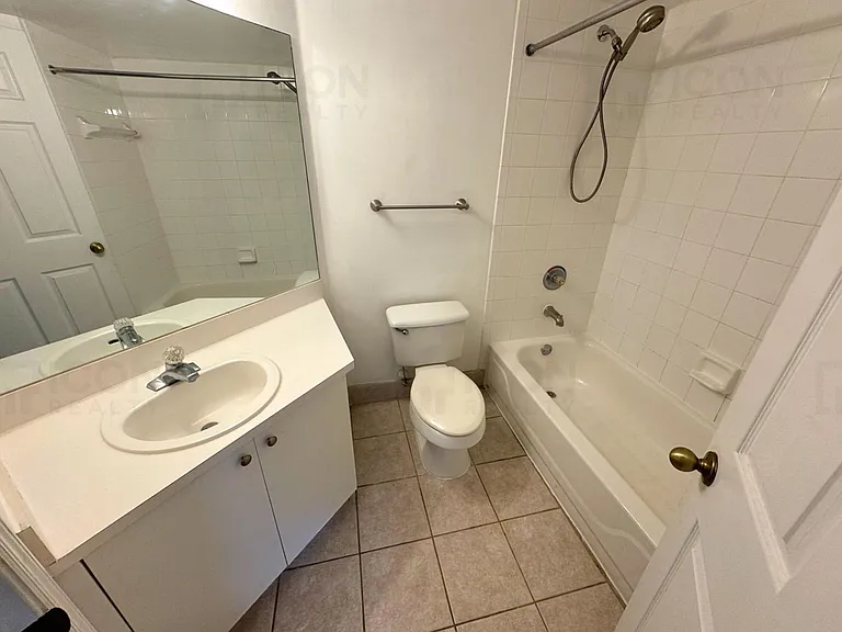 2039 SE 10th Ave #509 — Photo 10