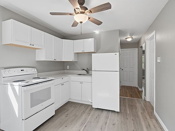 2nd image of 251-259 N Washington St #8