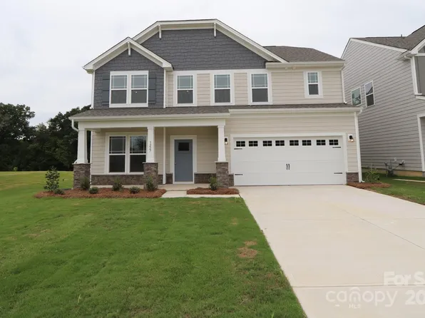 1227 Fremont Dr, Wingate, NC 28174