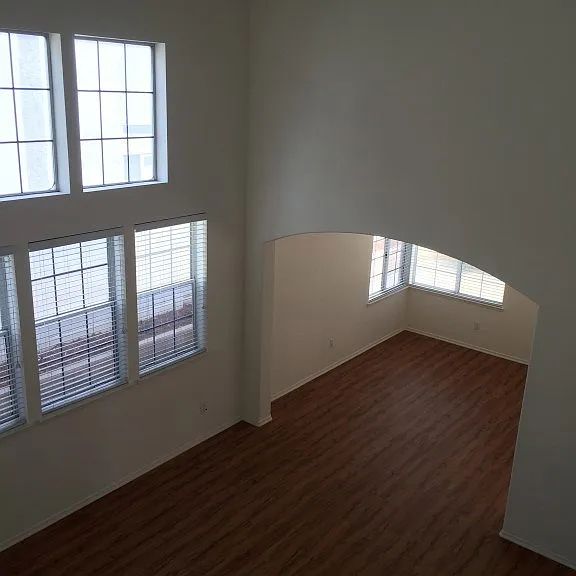 2196 Rancho Hills Dr — Photo 10