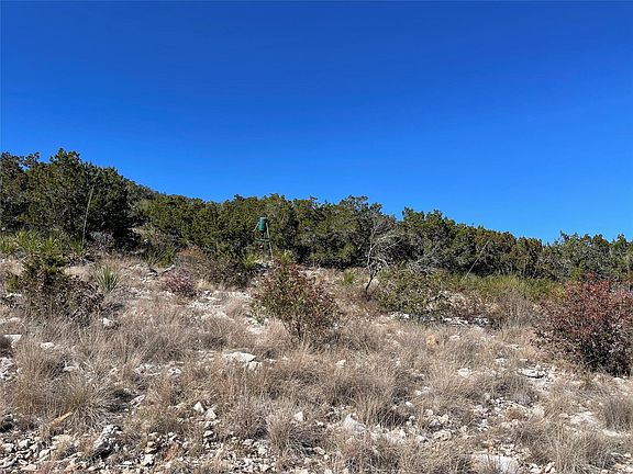 2nd image of 305 Walnut Springs Ranch Rd