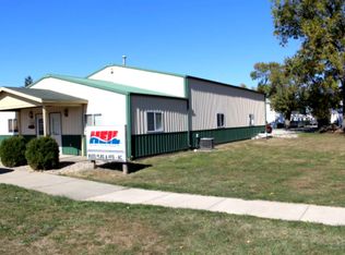 1412 Richmond Ave, Mattoon, IL 61938