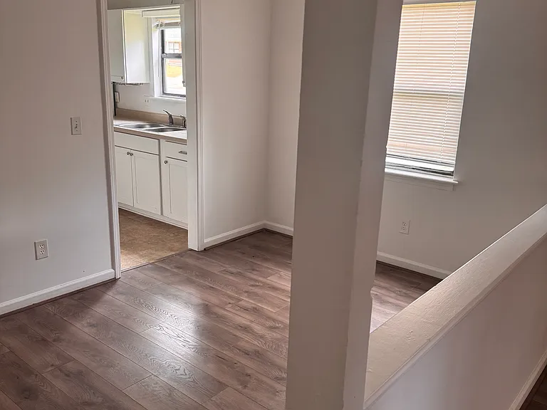 176 Kimberly Way SW — Photo 4