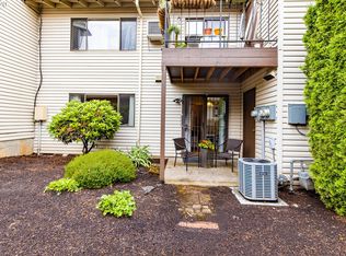 12506 SE Stark St APT C, Portland, OR