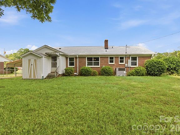 5th image of 748 Emorywood Ave