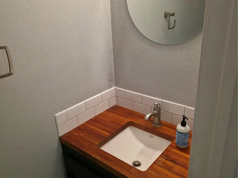 4558 Willis Ave — Photo 5