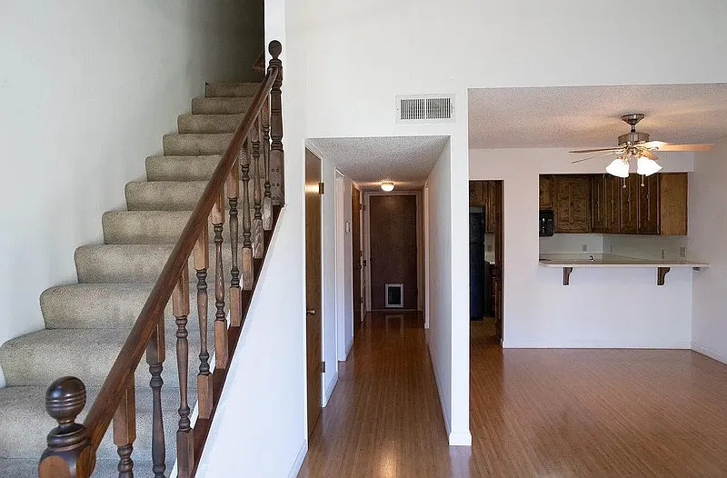 2 bed, 2.0 bath, 1044 sqft, $1,515 — Photo 4