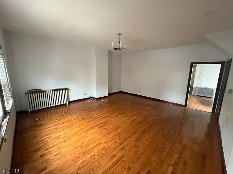 138-140 Stuyvesant Ave #1F — Photo 4