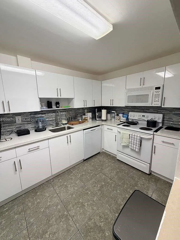 Three Horizons North Cond — Photo 4