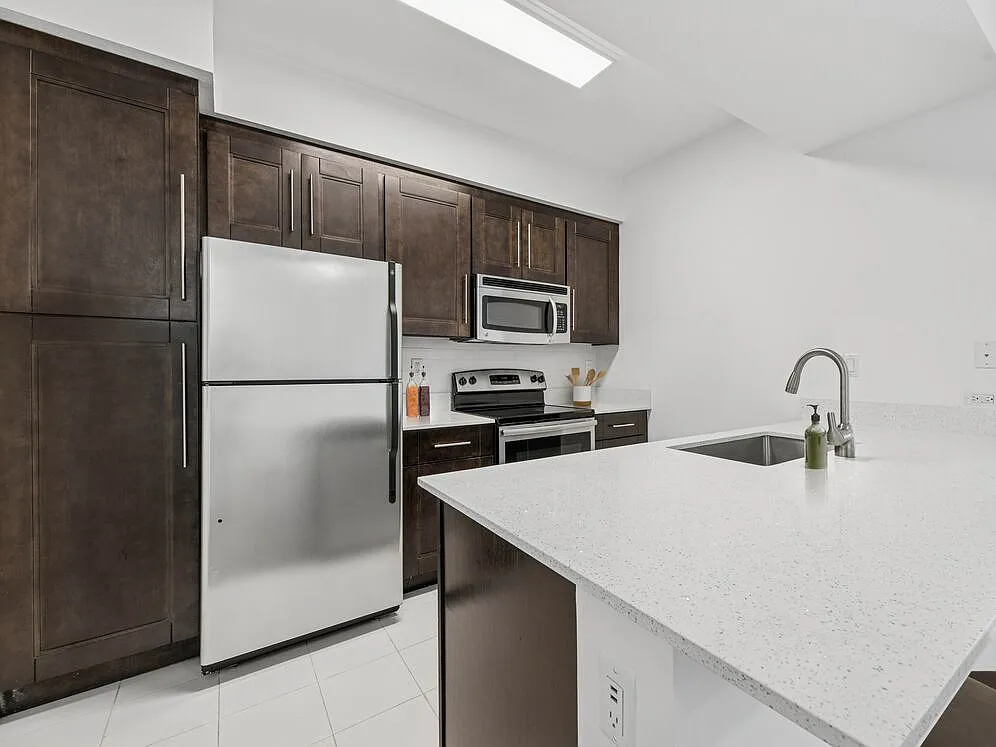 Avalon Coconut Creek — Photo 2