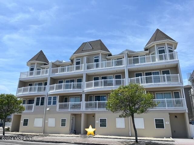 1st image of 1301 Boulevard #11
