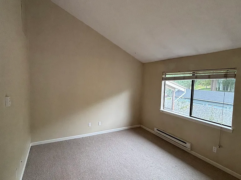 9950 SE Talbert St #3 — Photo 7