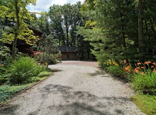 5680 Ford Rd, Madison, OH 44057