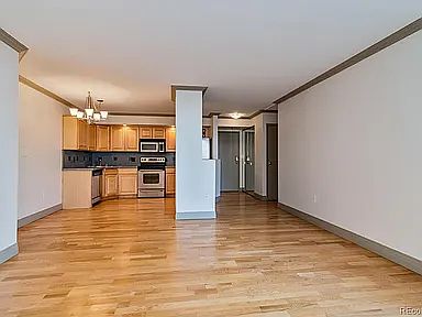 1st image of 601 W 11th Ave APT 611