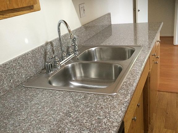 4th image of 13423 Burbank Blvd APT 18