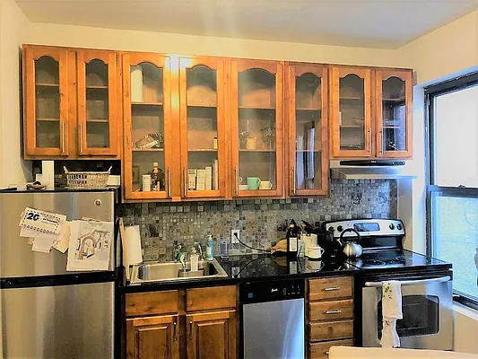 Rented by Dynamik Realty | media 4