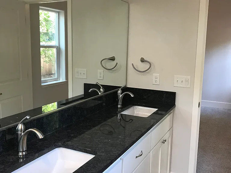 12 Celtic Ct — Photo 8