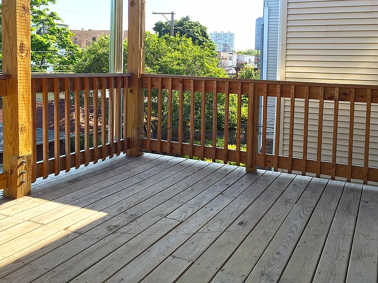 1462 W Farragut Ave #1 — Photo 11