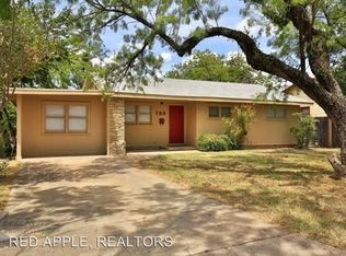 758 En 12th St, Abilene, TX 79601