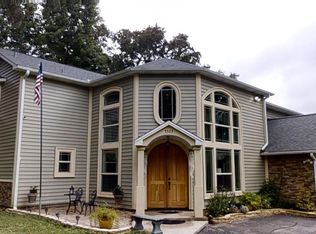 5523 Pine Ridge Dr, Milton, FL 32570