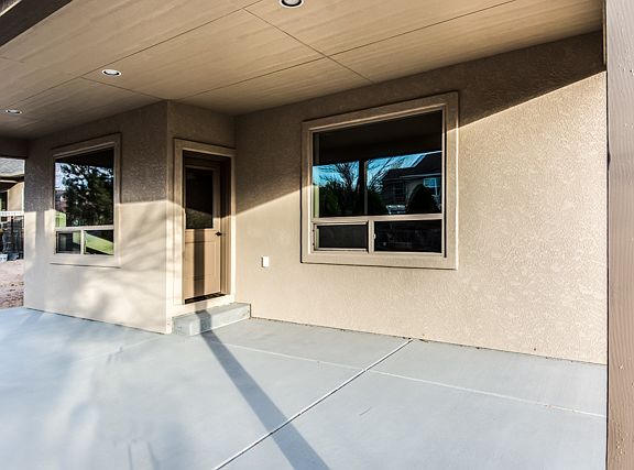 4th image of 2319 Hacienda St