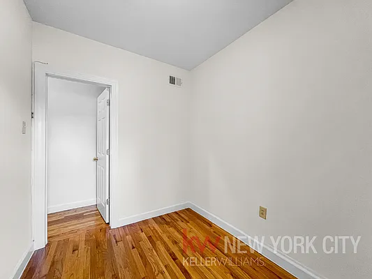 Rented by Keller Williams NYC | media 7