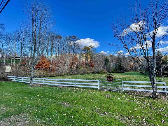 4th image of 80 Town Hill Rd