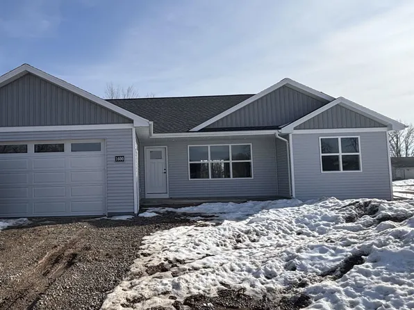 1600 Emerson Ct, Green Bay, WI 54313