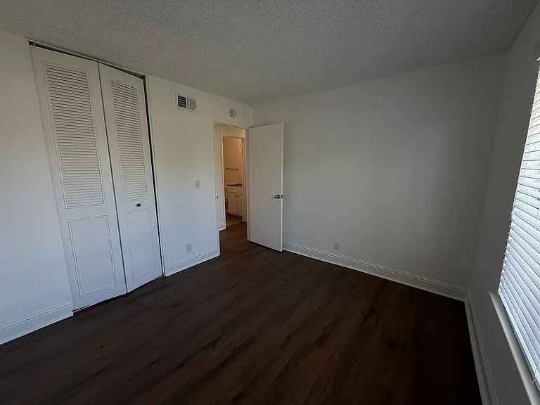 5874 Moraga Ave — Photo 20