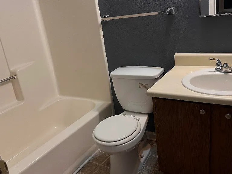 1205 Oakplace Dr SW #A — Photo 10