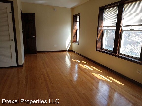2nd image of 4444 W Wellington Ave #2