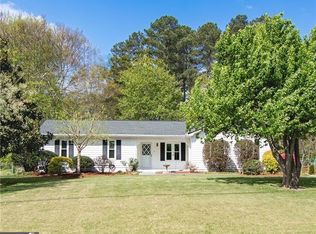 111 Little Brook Dr, Woodstock, GA