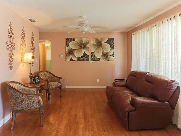 3rd image of 2073 Pinellas Point Dr S
