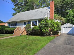 24 Champion Ter, Stratford, CT 06614