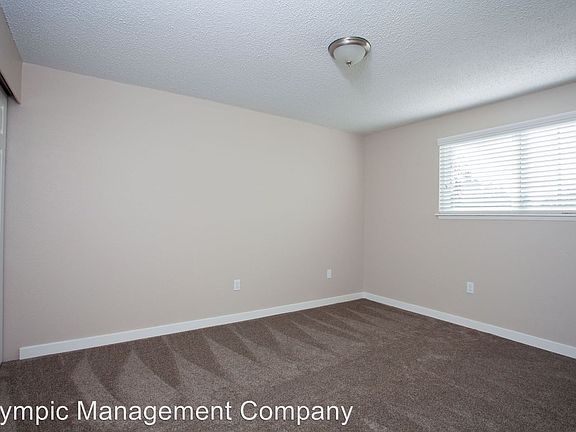 4th image of 12720 C St S APT U