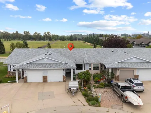 3936 SW 56a Street Close, Camrose, AB T4V 4L1
