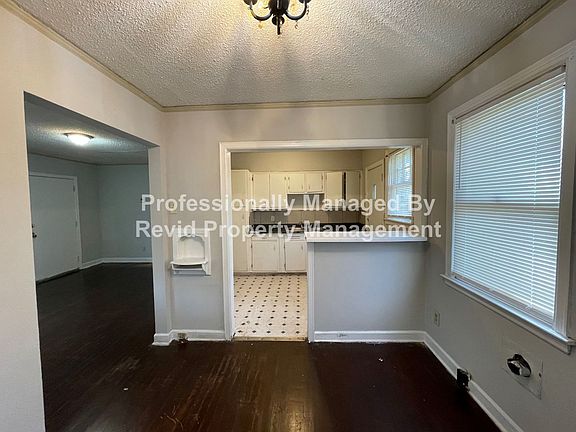 3rd image of 3449 Kimball Ave