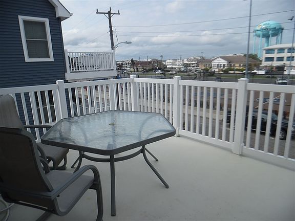 4th image of 124 W Jersey Ave Unit West
