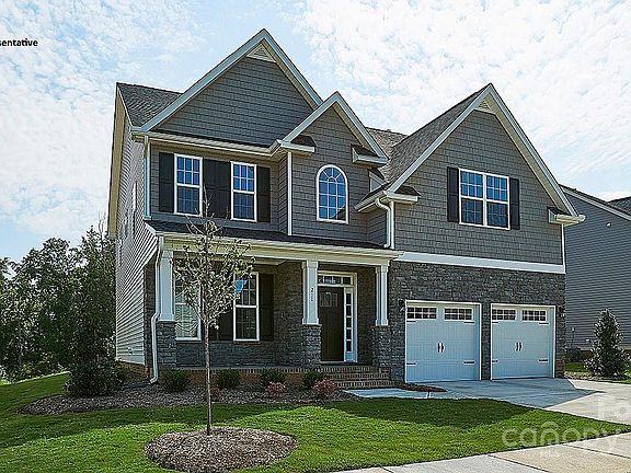 3rd image of 8016 Plymouth Dr