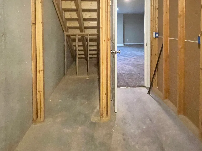 10541 Clubhouse Dr — Photo 21