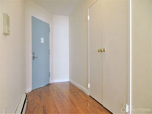 Rented by City Connections Realty | media 14