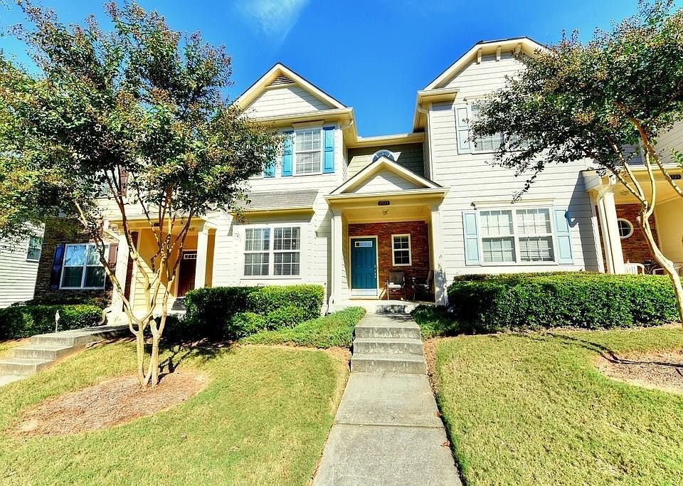 1st image of 2723 Cedar Dr