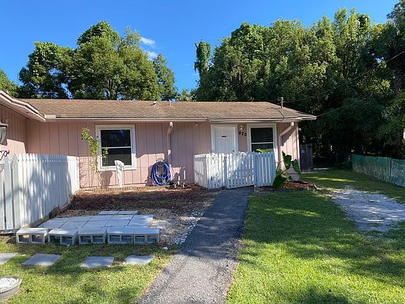 2nd image of 920 Beau Ct