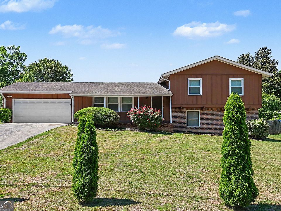 1st image of 2130 Sandgate Cir