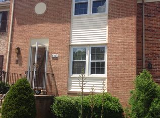 4303 Greenberry Ln, Annandale, VA 22003