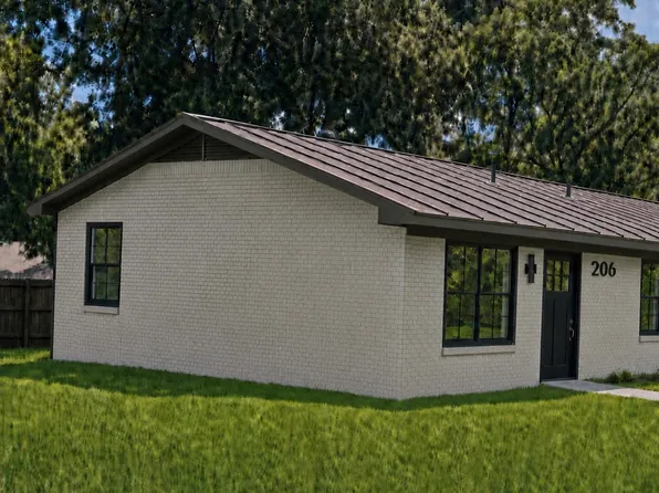 206 E Pine St, White Oak, TX 75693
