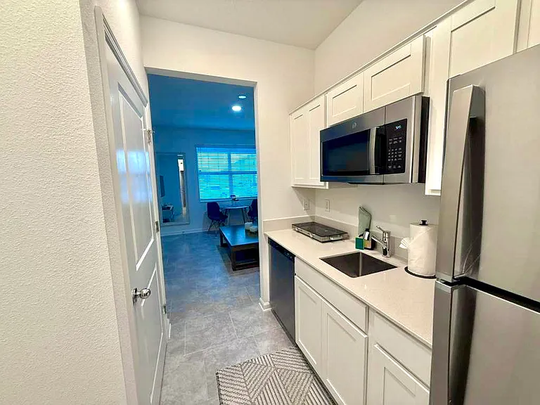 973 Waterfall Blvd — Photo 2