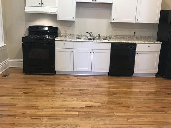 5th image of 4450 Oakland Ave #1F