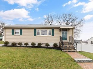 12 Rumford Park Ave, Woburn, MA 01801