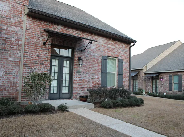 13804 Azalea Dr, Saint Francisville, LA 70775